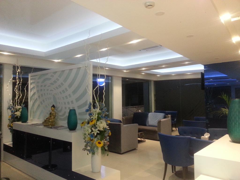 City Hotel And Suites Kathmandu Exterior foto
