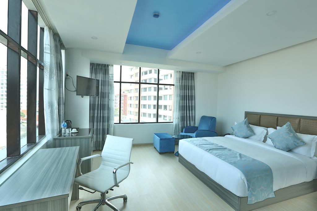 City Hotel And Suites Kathmandu Exterior foto